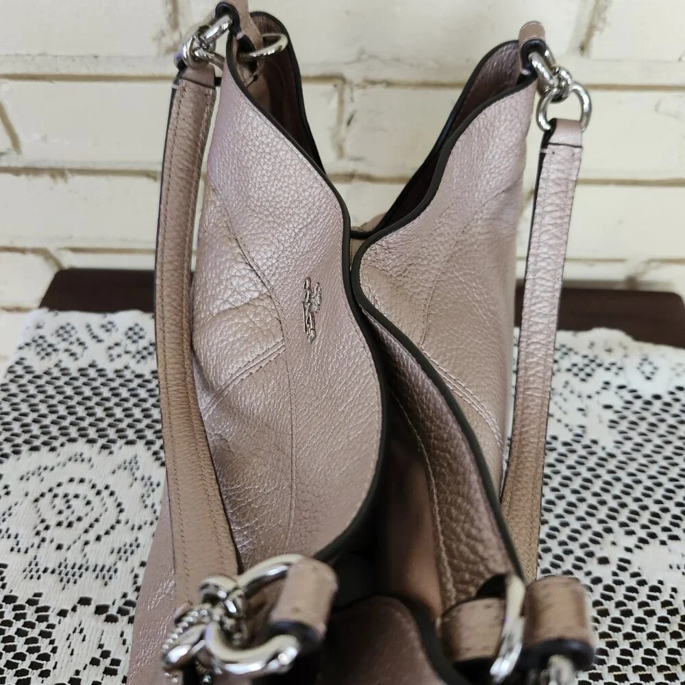 Like New Coach Lexy Gold Leather Shoulder Bag Handbag Purse